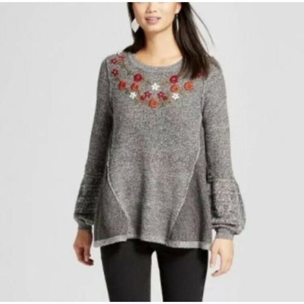 Knox Rose Sharkbite Embroidered Sweater Gray Crewneck Flowers Womens Size XS - Picture 5 of 10